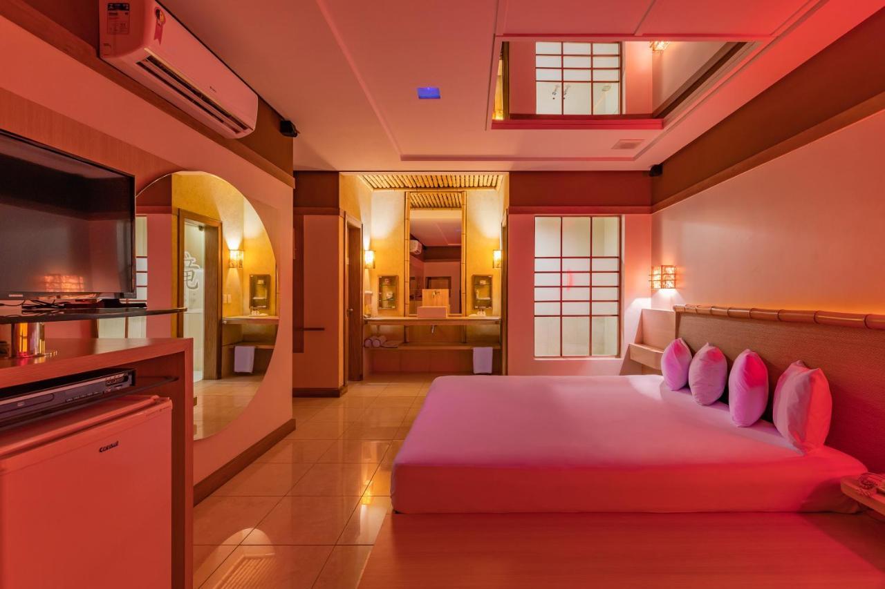 Dragon Motel (Adults Only) Fortaleza  Exteriör bild
