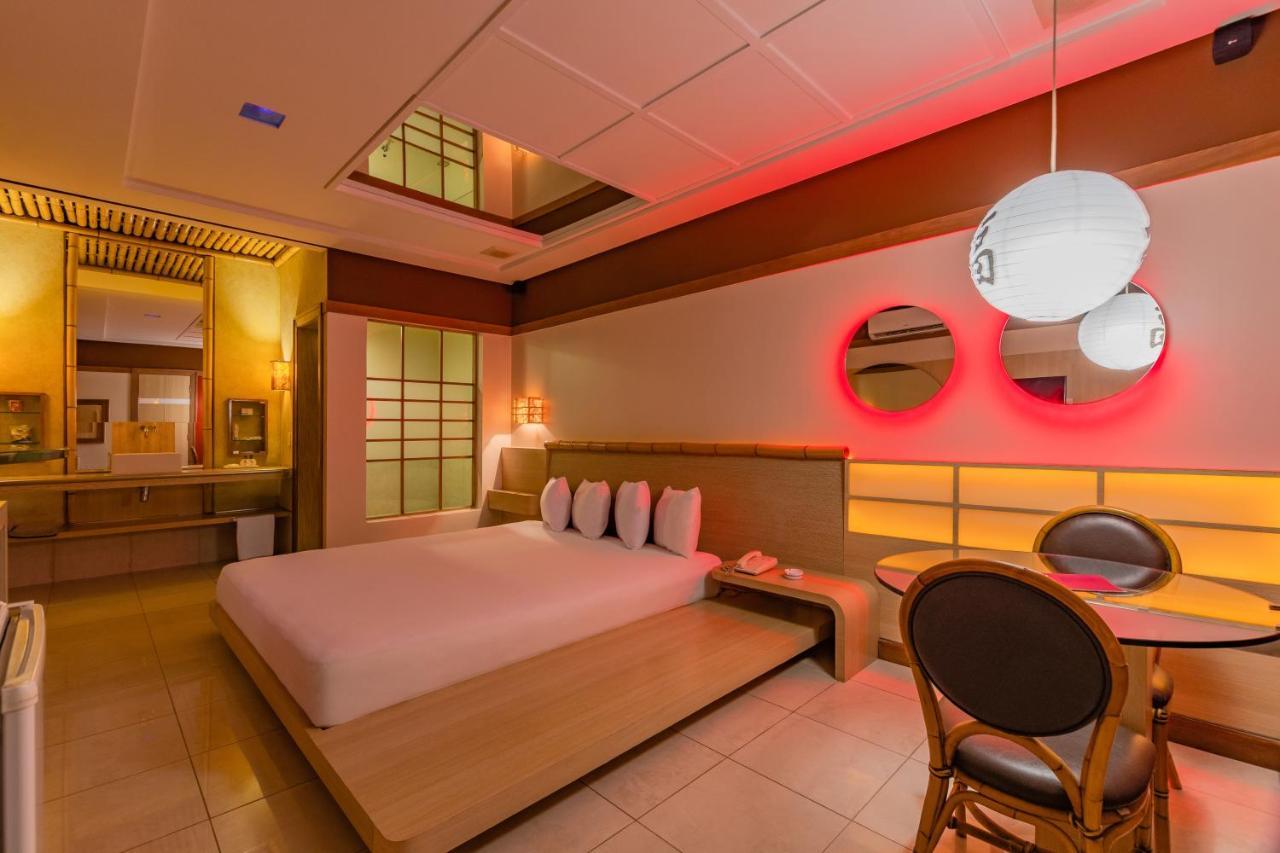 Dragon Motel (Adults Only) Fortaleza  Exteriör bild